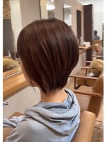 ヴィサージュクルー(VISAGE crew) コンパクトショート!お顔と首に自然に沿うフォルムで小顔に!