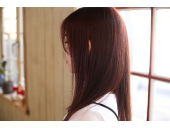 ヴォヤージュ(Voyage)の写真/コンセプトは”美しい髪をいつまでも保つ”。日本人の髪質に合わせてつくられた【Aujua】導入店！！