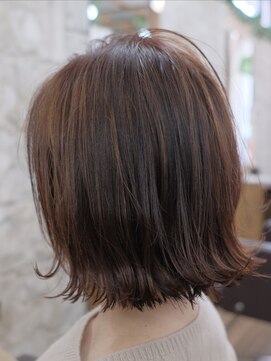 クレイヴ(CRAVE) 切りっぱなしボブ×チョコレートカッパー