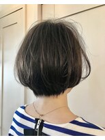 ナインヘアー(NINE HAIR)&nbsp;【NINE HAIR】大人かわいい小顔ショート＿モノトーンカラー