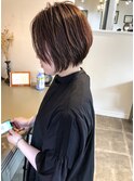 暖色系カラーのグラボブ、小顔ボブ