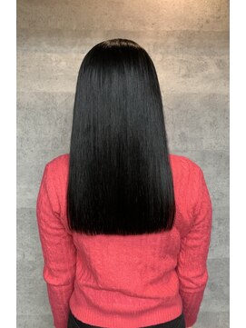 ナチュラル 青森新町店(Natural) ケアルーガで艶々ストレート