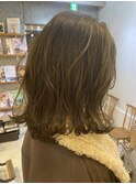 ラフにかわいい外ハネミディアム