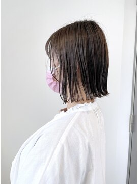 ゴーズゴードットビー 吉祥寺(go s go .b) マロンベージュの外ハネ切りっぱなしAラインボブ【吉祥寺】