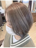 ヘアーアンドメイク マニス(hair&make manis) ナチュラルレイヤーウルフボブ 白髪ぼかしハイライトアッシュ