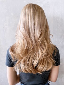 アルバム 渋谷パルコ(ALBUM) ブロンドレイヤー_チェリーブラウンフェミニンロング_ba345373