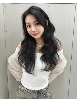 ジーナ 名駅(XENA.) レイヤーカットで作る☆雰囲気のある色気ウェーブスタイル