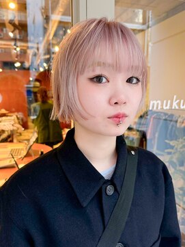 ムク(muku) ホワイトベージュボブ