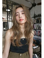 トレンチ(TRENCH) ケアブリーチ ベージュ レイヤー 赤み消し 外国人風