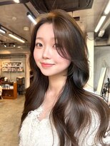 エインアンリー 明治神宮前(AIN.ANLY.)&nbsp;レイヤーカットラベンダーグレーアッシュグレージュ美髪