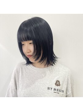 ニコ シモノセキ(NIKO Shimonoseki) 顔まわりレイヤーで一癖つけてお洒落に★小顔