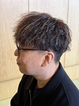 ニアウ 伊勢崎連取店(Niau) [MEN’S HAIR/波巻ツイストスパイラル/ソフトツイスパ/伊勢崎]