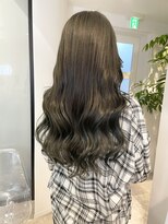 エイチ ドット(H .)&nbsp;オリーブ・オリーブグレージュ