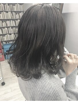 ブレス(Bless) グレー×ブルージュ