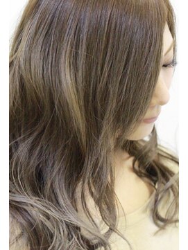 ビアージュ(Viage) ハイトーンアッシュグレー