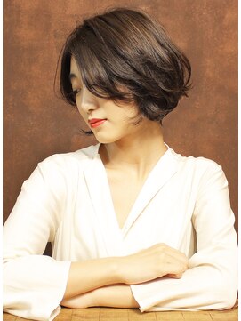 シアンデルカ(CYANDELUCCA) 大人のカジュアルショートボブ