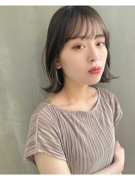 リタ(Lita) ☆ボブ　インナーカラー　シースルーバング　グレージュ