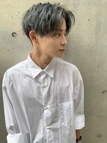 アリーズ シブヤ(ALLYS shibuya) シルバーグレー ナチュラルマッシュ センターパートアップバング