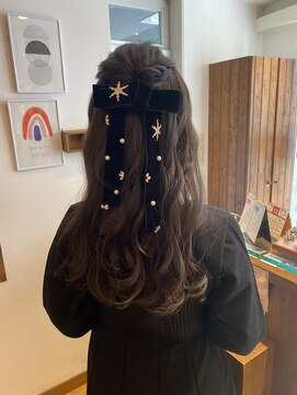 エクリ 麻布十番(equri) ハーフアップスタイル