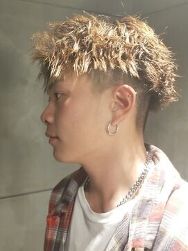 ディスイズバーバーサード(THIS IS BARBER 3rd) ハイトーンパーマ ベージュヘア メンズヘア ツーブロック