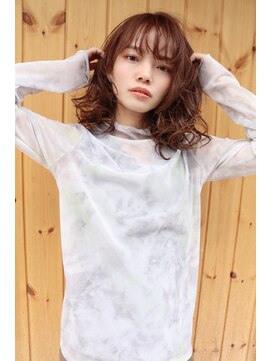 ブゾン(buZon) 【buZon ブゾン】ウェーブミディアム×シースルーバング