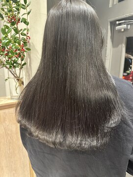 フェンヘアーアイス 中目黒(Fen.hair ici) グレーベージュカラーダークアッシュベージュくすみカラー黒髪