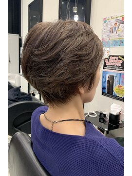 アヴソリューク(Absoluk) 大人くびれショート