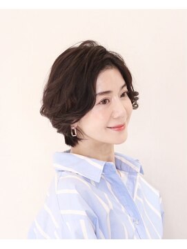 アンベリールフルー(EMBELLIR fleur) 大人のボリュームカールスタイル　30代40代50代　表参道