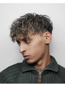 イーラ(era) スパイラルパーマメッシュスペインカール