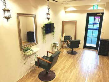 フローイング(Flowing)の写真/心からリラックスできるプライベート空間で特別な時間を◇マンツーマン施術で贅沢な癒しを体感！