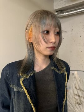 ノラ シブヤ(NORA) ミディアムレイヤー/デザインカラー/ハイトーンカラー