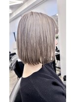 ビオ アンド ネイチャー 恵比寿(Bio & Nature)&nbsp;小顔、小頭に創る、楽ちん簡単シルバーブロンドボブ
