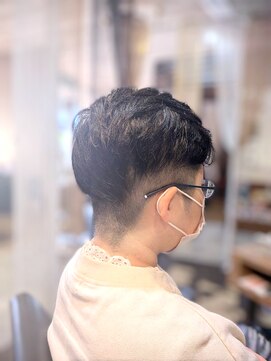 ヘアーズファイン(hair's fine) 30代40代50代◎レディースモヒカン×小顔ショート