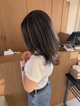 ゴットフロー(GOTTO FLOW) 結んでも可愛い♪グレージュベースハイライト