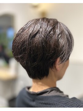 アンジー(Angee) 超ロングから大人ショートへ。扱いやすさもアップ。