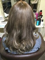 リアリス フレーゼ(Realis Fleuze)&nbsp;外国人風スタイル☆ハイトーンアッシュ