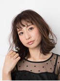 顔周りエアリーで小顔ミディアム（＝ライトサファリベージュ）