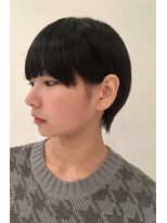 ラミ(L'ami)&nbsp;丸みショートボブ×ブルーブラック