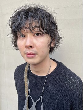 ヘアー アイス ルーチェ(HAIR ICI LUCE) スパイラルパーマ メンズパーマ 前髪パーマ 無造作 担当 井上