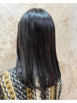 アンフィ 新杉田(Anphi) モノトーンカラー