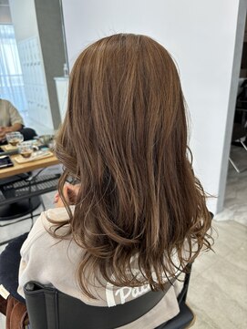 テラス トヨタ(Telasu Toyota) 天使の艶カラーでミルクティーグレージュとハイライト