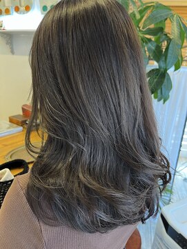 フラバー(flover) 【レイヤースタイル×透明感グレージュ】kanna