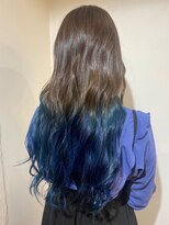 コロ(COLO)&nbsp;【COLO 白川　綺香】ブルーグラデーションカラー