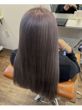 ヘアアンドリラクゼーション ジン(Jinn) ラベンダーグレージュ