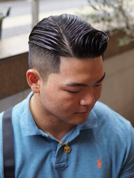 ザ チョップ ショップ ハラジュク(THE CHOP SHOP HARAJUKU)の写真/日常に馴染むシティスタイルでカジュアルにバーバースタイルを取り入れる。こだわりの空間で新たな自分を！