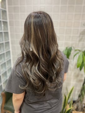 ボアップ 新居浜店(boappu) #ハイライト#デザインカラー#カラー#ブリーチカラー