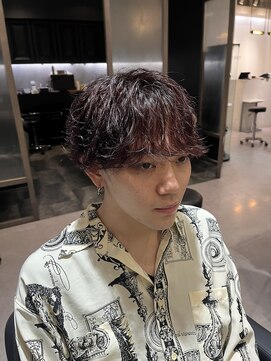 ボンドストーリーホワイト(BondStory White) シャドウパーマ×シースルーマッシュ