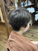 メイクルーム(make room.)&nbsp;パーマのいい感じのショート