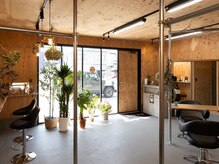 RENO-HAIRの雰囲気（リラックスした空間でお待ちしております♪）