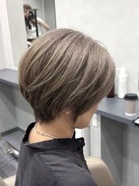 ソウ 奥沢店(Sou)&nbsp;白髪を活かす上品ショートヘア